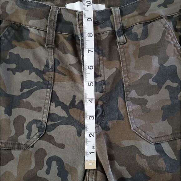 Estilo Camo Print Kancan Skinny Jeans - Picture 9 of 16